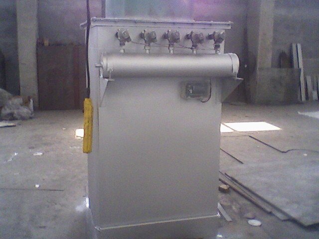 北京密煉機(jī)布袋除塵器已安裝-天津市富萊爾環(huán)保設(shè)備有限公司